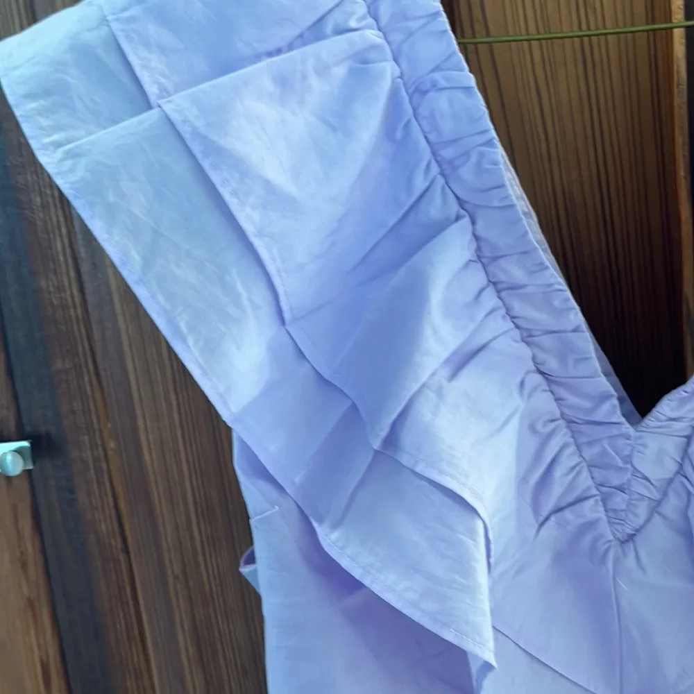 NEW Express V Neck Ruffle Peplum NWOT Lavender never worn - Picture 5 of 6